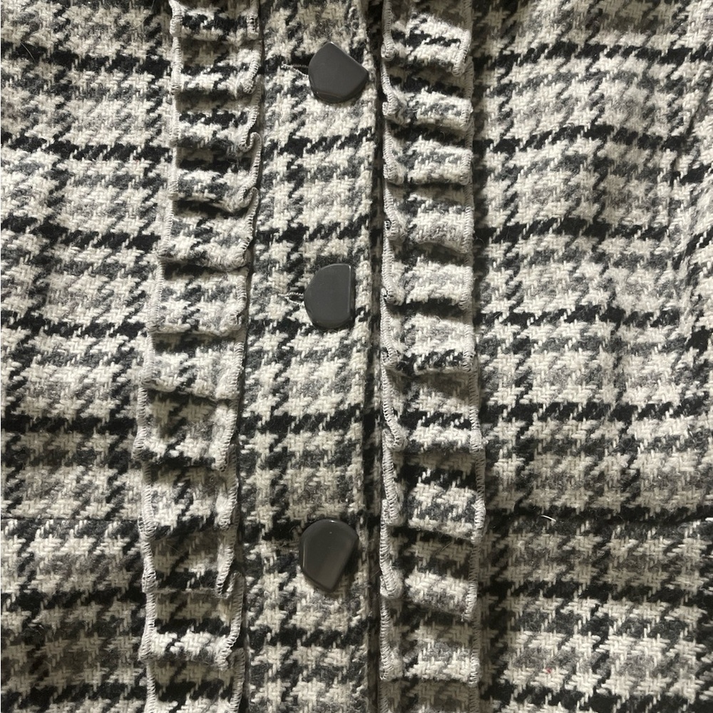 Rewind Women’s Houndstooth Coat Ruffle Trim Button Front Jacket Black Gray Sz S - Picture 4 of 14